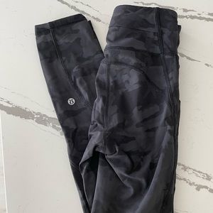 Lululemon leggings camo